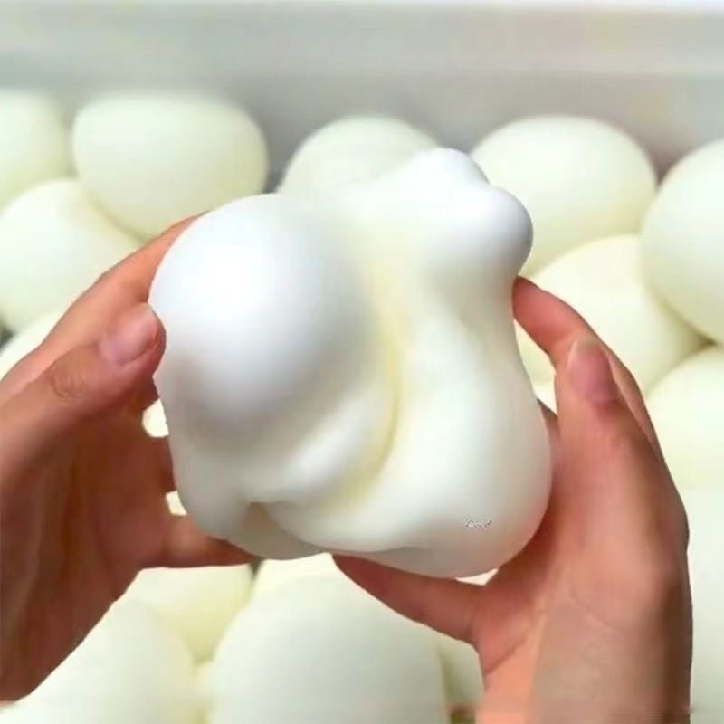 Big Squishy Bread Stress Ball  - огляд і ціна Party Games Crazy